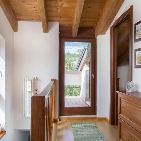 Apartment Accogliente Su 2 Piani Rocca di Mezzo